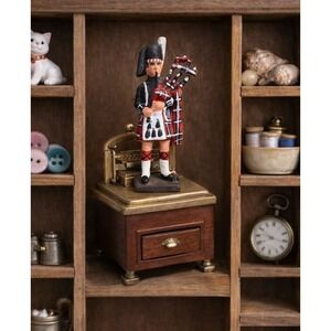 VTG Scottish Bagpiper Figurine Hand Painted Miniature Highland Piper Trinket